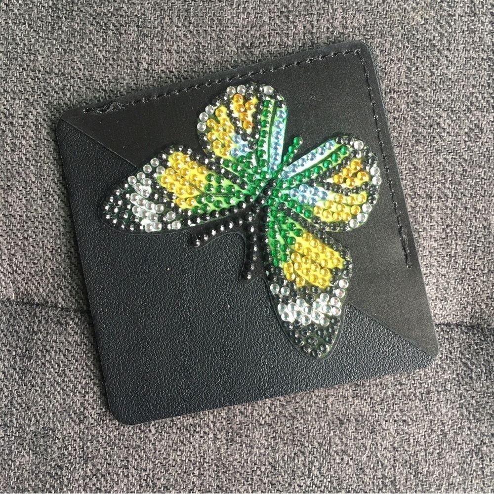 Diamond Art Butterfly Corner Bookmark, Colorful, Sparkly (YELLOW/GREEN) - Picture 4 of 17
